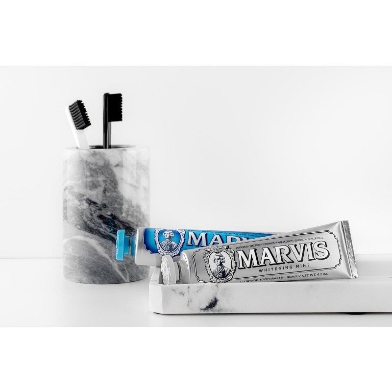 marvis pasta do zębów jasmin mint 25 ml. marvis pasta do zębów jasmin mint 25 ml.