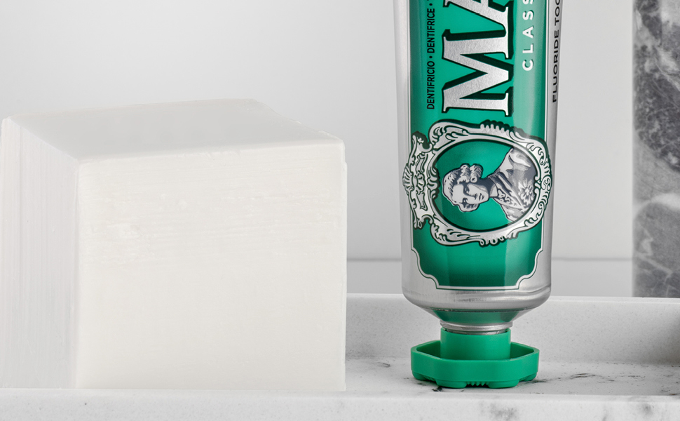 marvis klasyczny silny mięta pasta do zębów 85 ml marvis klasyczny silny mięta pasta do zębów 85 ml